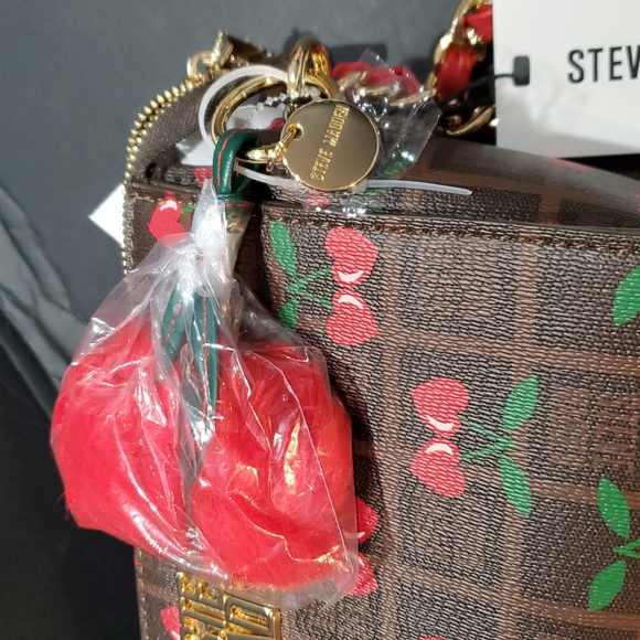 Steve Madden brown plaid checkered cherry print bryder crossbody bag and charm - Picture 4 of 13